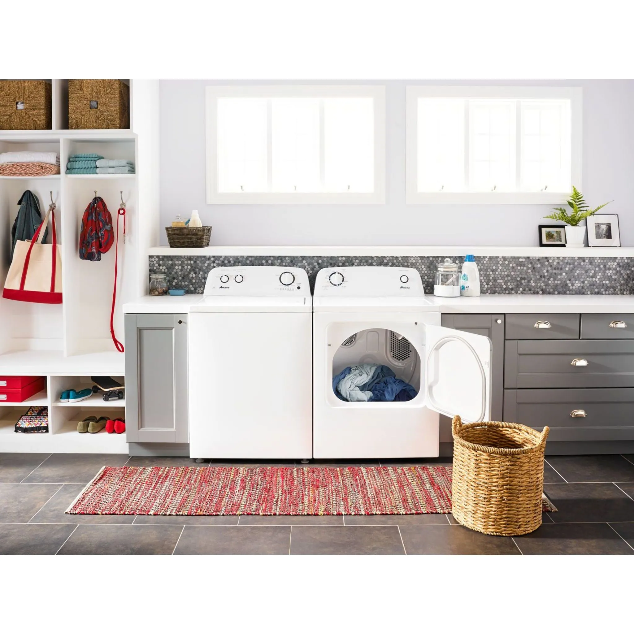 Amana Amana 4.0 cu. ft. Top-Load Washer with Dual Action Agitator (NTW4516FW)